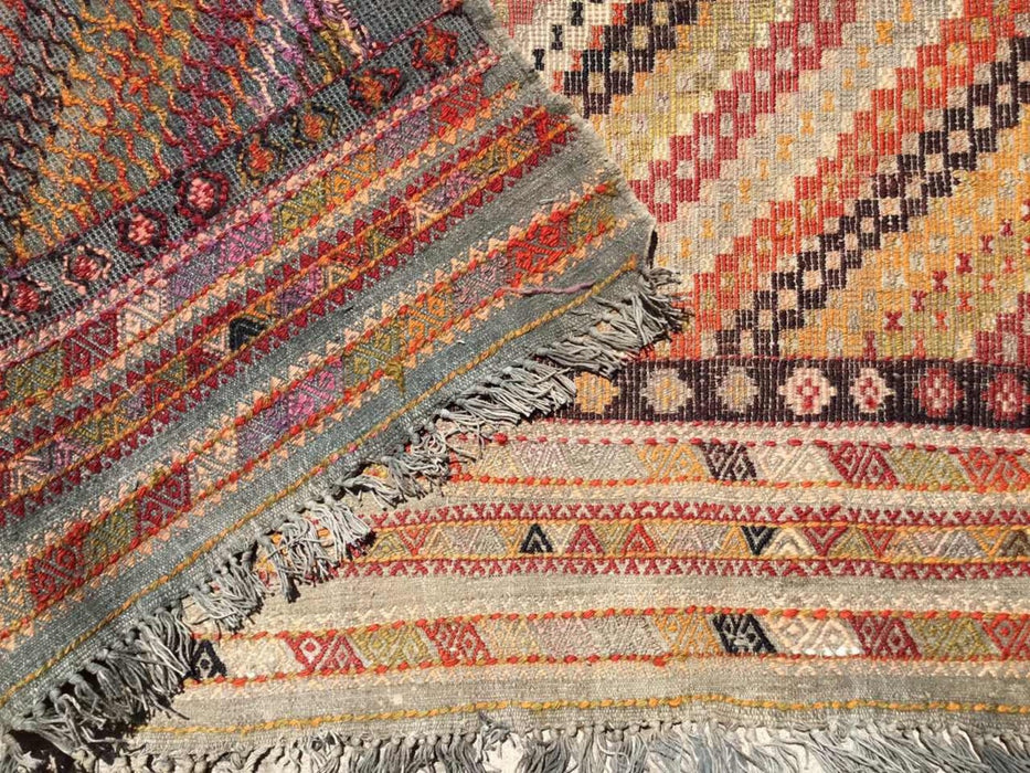 Vintage Kilim -matto 275cm x 162cm Itä-Turkin villapuuvilla