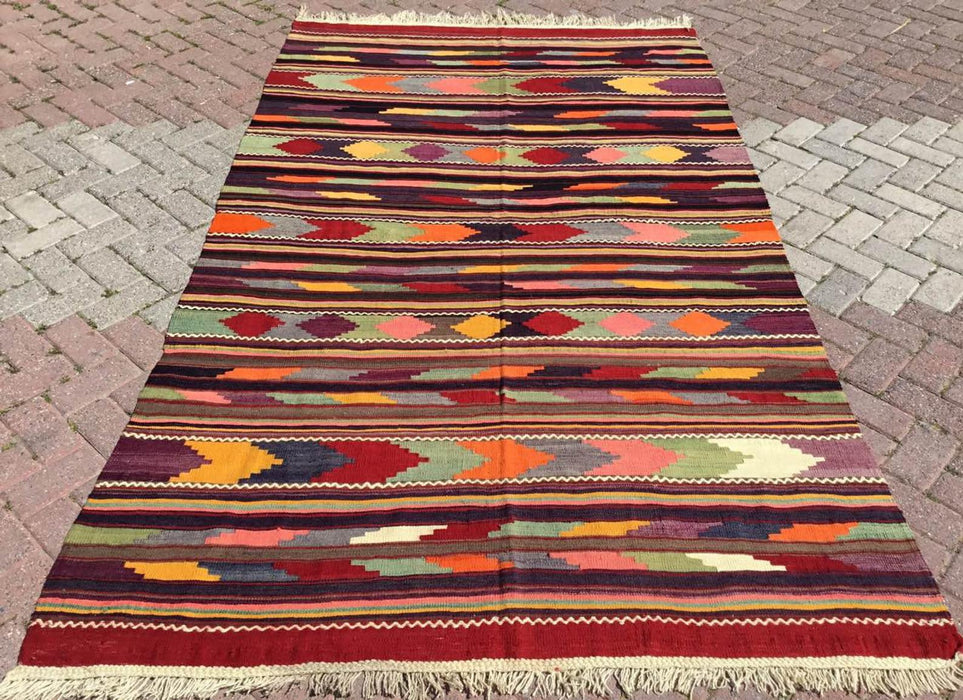 Vintage Kilim -matto 275cm x 165cm Käsintehty villapuuvilla