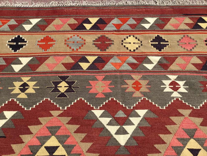 Vintage Kilim Rug 275cm x 170cm Hand Spun Wool