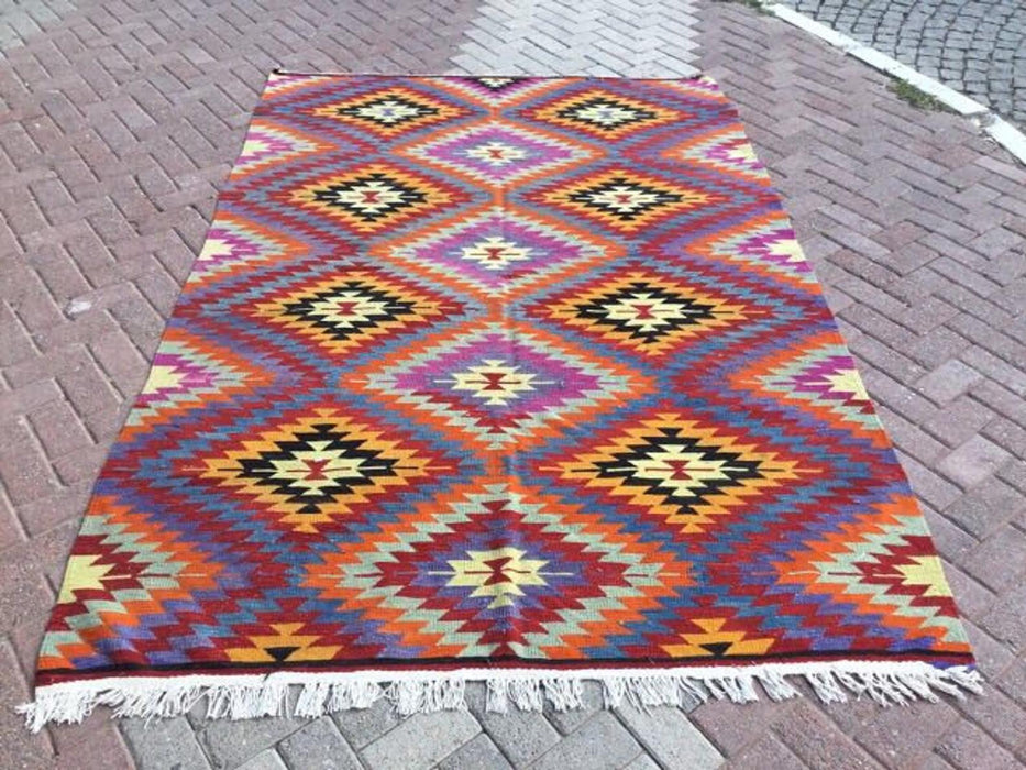 Vintage Kilim -matto 276cm x 181cm Käsintehty villapuuvilla