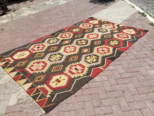 Vintage Kilim -matto 280 cm x 174 cm käsin kehrätty villapuuvilla