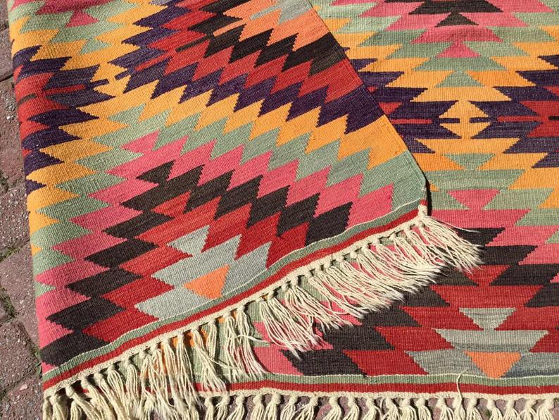 Vintage Kilim -matto 280cm x 190cm käsin kehrätty villapuuvilla