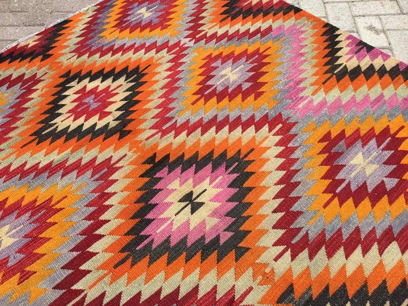 Vintage Kilim Rug 282cm x 180cm Made in Turkey