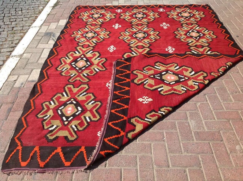 Vintage Kilim -matto 287 cm x 211 cm käsin kehrätty villapuuvilla