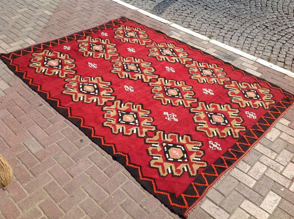 Vintage Kilim -matto 287 cm x 211 cm käsin kehrätty villapuuvilla