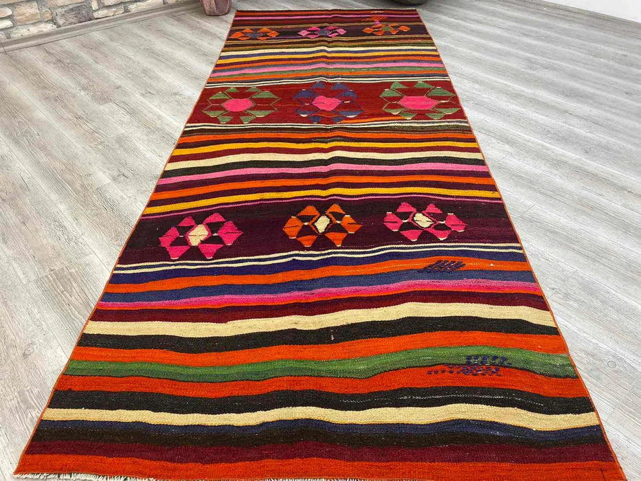 Vintage Kilim -matto 296cm x 116cm Valmistettu Turkissa