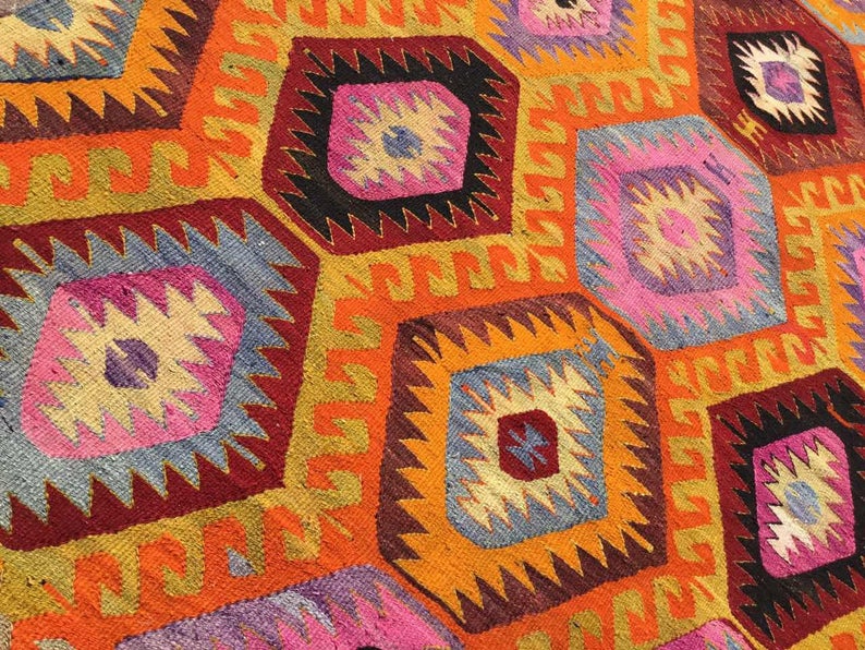 Vintage Kilim -matto 312cm x 180cm käsin kehrätty villapuuvilla