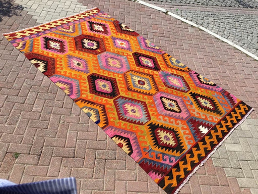 Vintage Kilim -matto 312cm x 180cm käsin kehrätty villapuuvilla