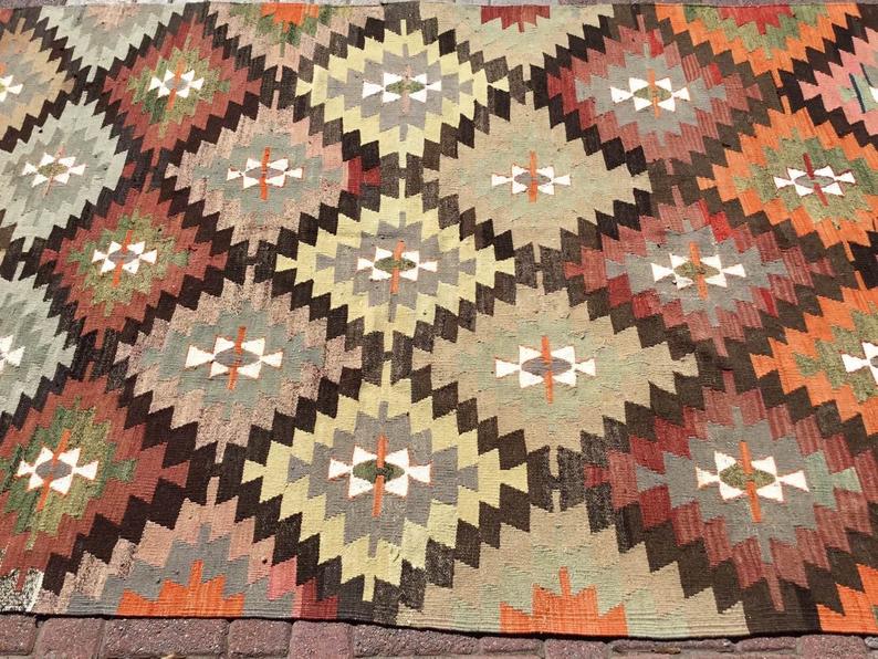 Tappeto Kilim vintage 331 cm x 171 cm dalla Turchia occidentale