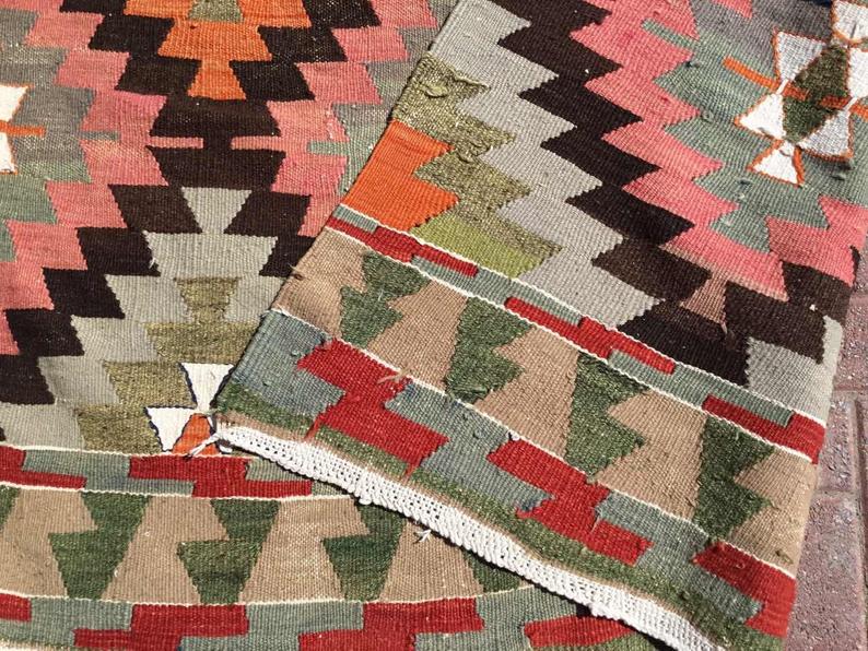 Tappeto Kilim vintage 331 cm x 171 cm dalla Turchia occidentale