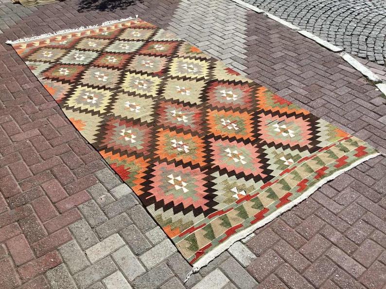 Tappeto Kilim vintage 331 cm x 171 cm dalla Turchia occidentale