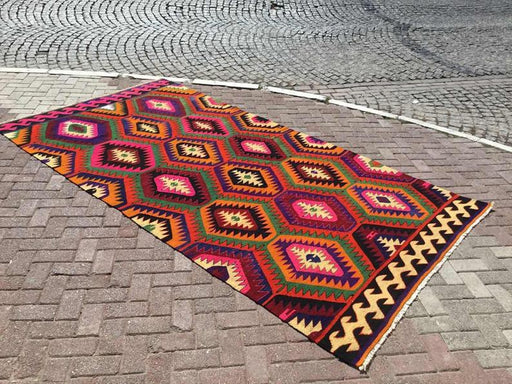 Vintage Kilim -matto 332cm x 178cm käsin kehrätty villapuuvilla