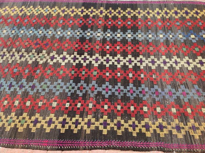 Tappeto Kilim vintage 332 cm x 226 cm realizzato a mano in lana di tacchino