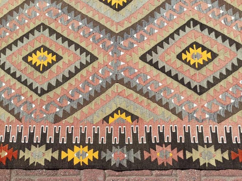 Tappeto Kilim vintage 333 x 221 cm in lana filata a mano e cotone