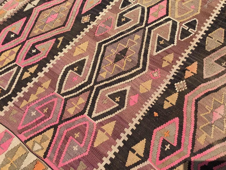 Tappeto Kilim vintage 370 cm x 170 cm in lana di tacchino filata a mano