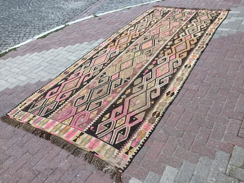 Tappeto Kilim vintage 370 cm x 170 cm in lana di tacchino filata a mano