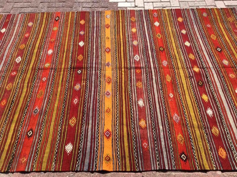 Tappeto Kilim vintage 389 cm x 174 cm realizzato a mano in lana e cotone