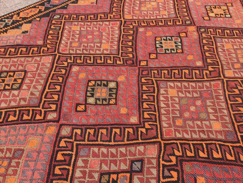 Tappeto Kilim vintage 448 cm x 183 cm in lana filata a mano