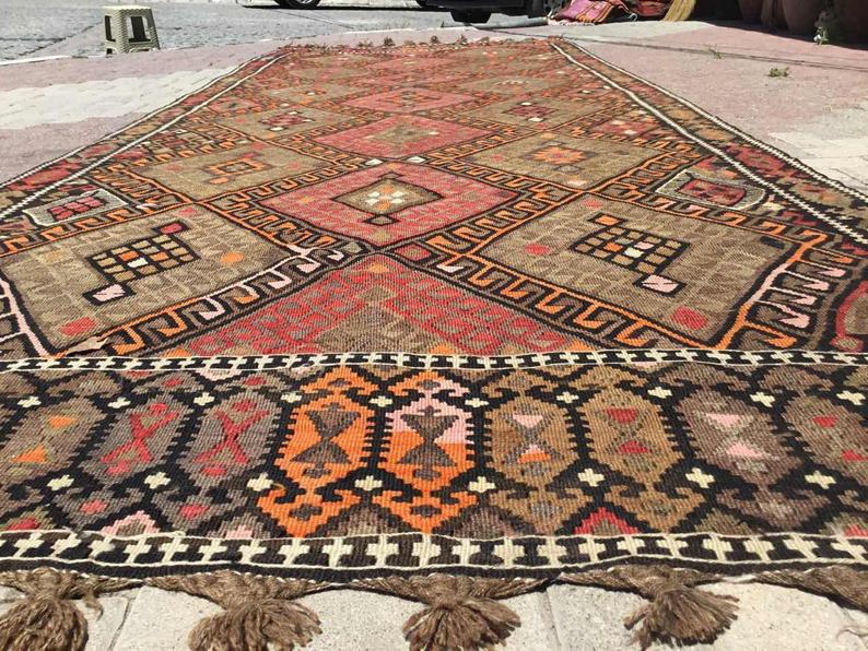 Tappeto Kilim vintage 475 x 175 cm fatto a mano in lana della Turchia occidentale