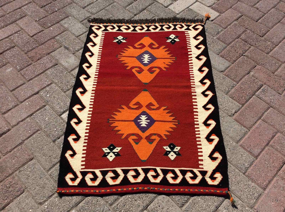 Tappeto Kilim vintage rosso e arancione, 107 cm x 75 cm, design turco