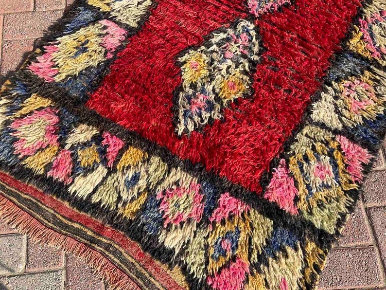 Tappeto Kilim vintage rosso 182 cm x 106 cm realizzato a mano in Turchia