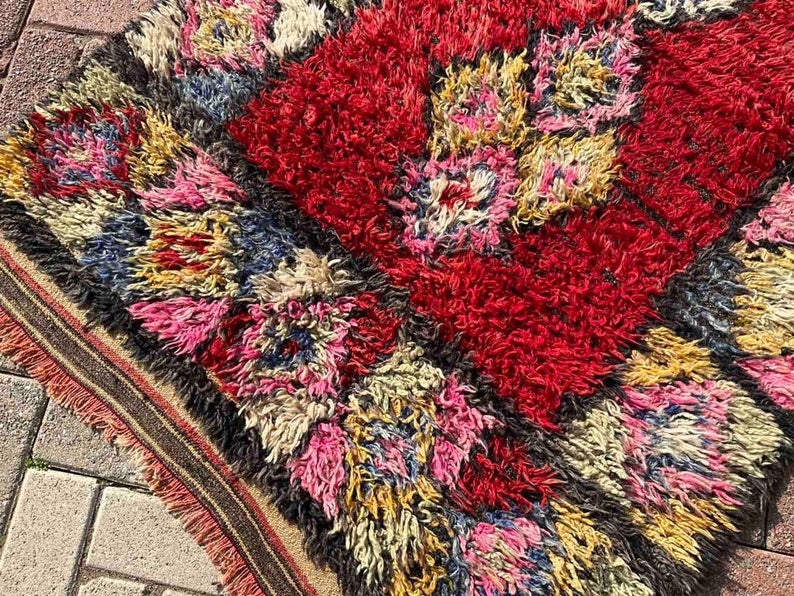 Tappeto Kilim vintage rosso 182 cm x 106 cm realizzato a mano in Turchia