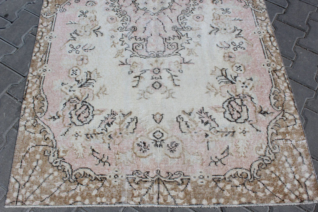 Tappeto floreale turco vintage 115 cm x 205 cm annodato a mano