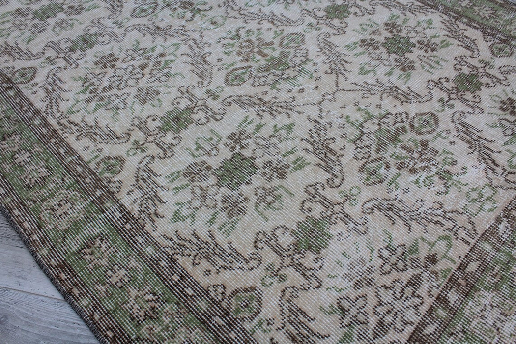 Vintage turkkilainen käsinsolmittu matto 115cm x 203cm #596