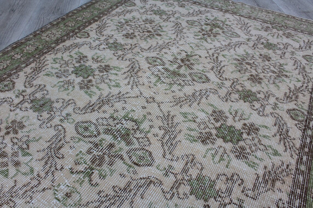 Vintage turkkilainen käsinsolmittu matto 115cm x 203cm #596