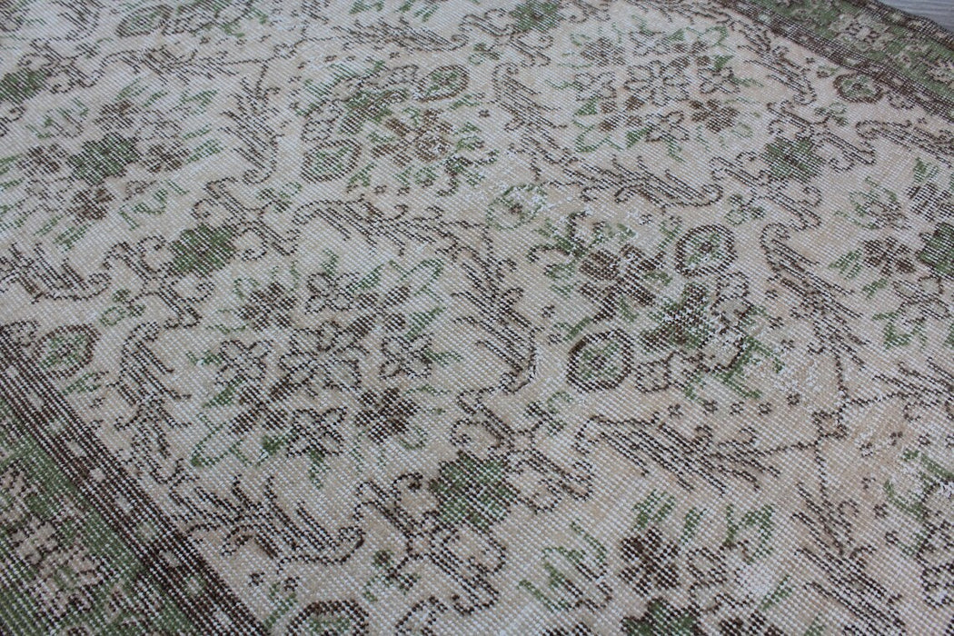 Vintage turkkilainen käsinsolmittu matto 115cm x 203cm #596