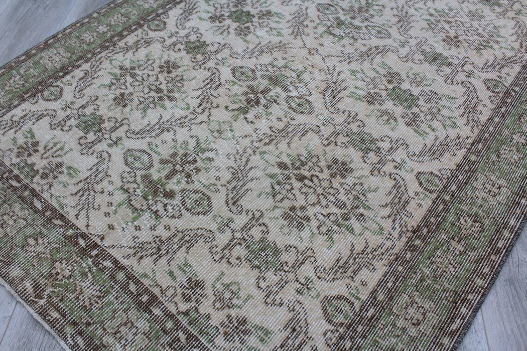 Vintage turkkilainen käsinsolmittu matto 115cm x 203cm #596