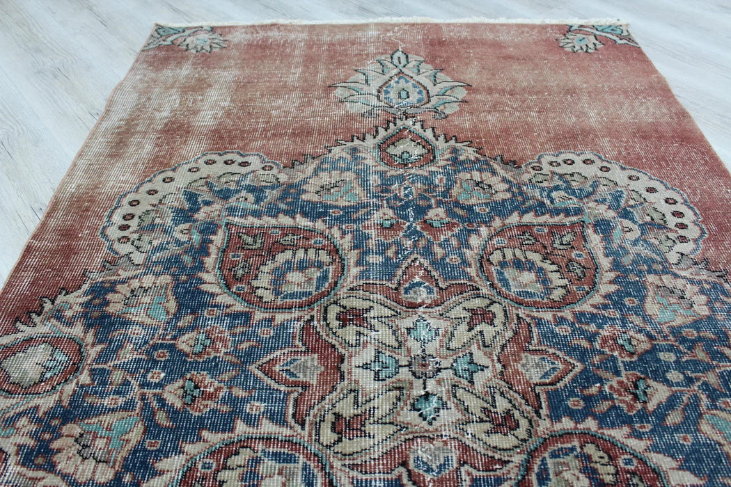 Vintage turkkilainen käsinsolmittu matto 120cm x 207cm #421