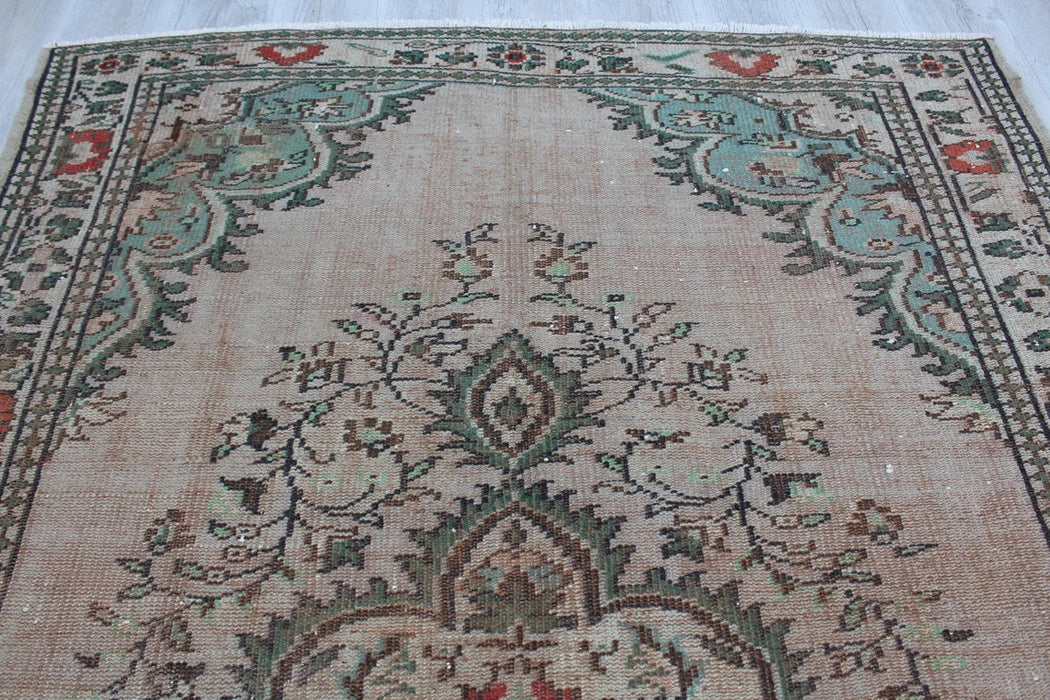 Vintage turkkilainen käsinsolmittu matto 174cm x 251cm #433