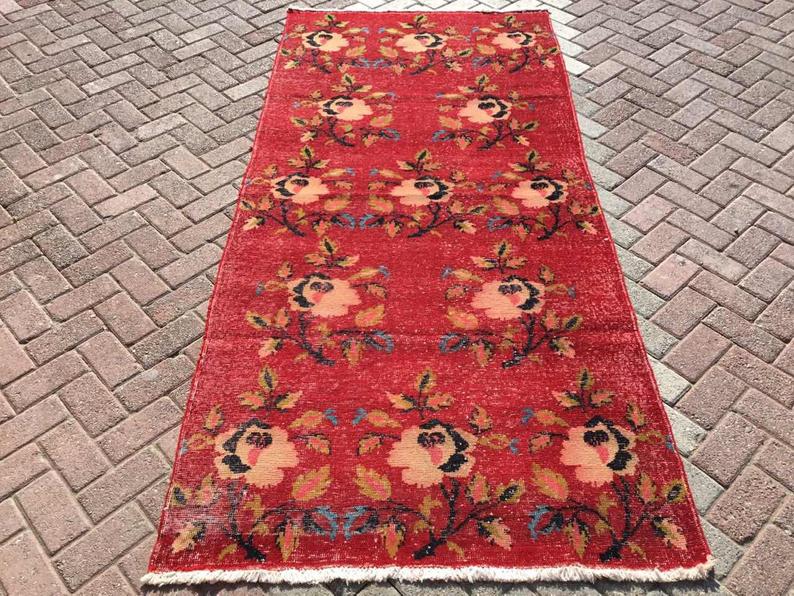 Vintage Turks handgeknoopt wollen vloerkleed 252 cm x 118 cm