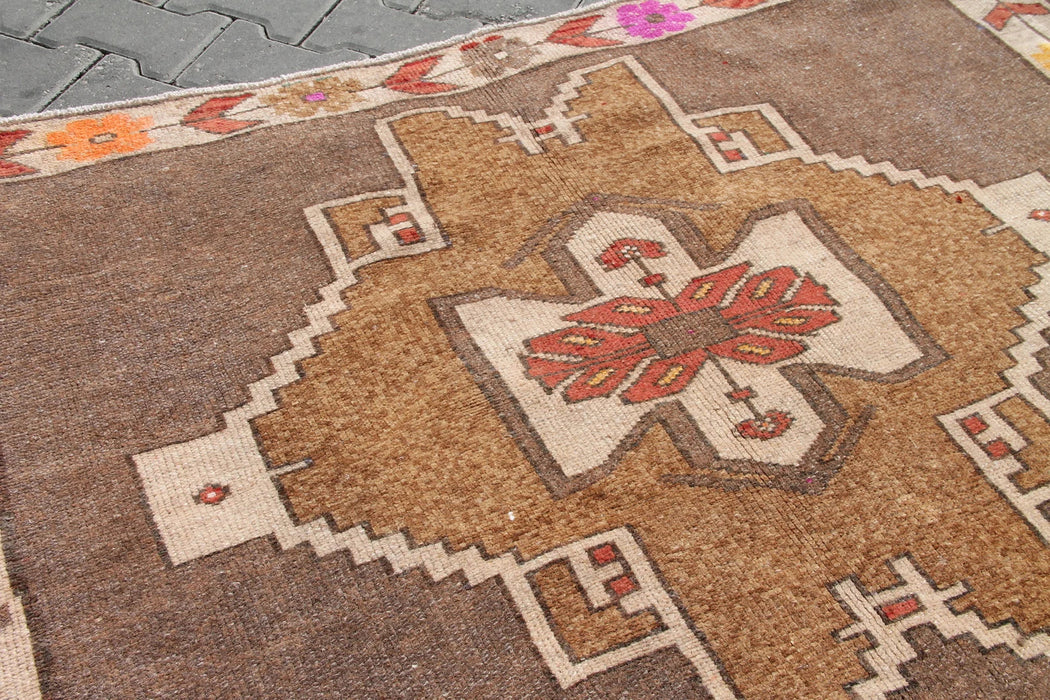 Vintage Turkish Kars Runner 384 Cm X 164 Cm Hand-Knotted Wool