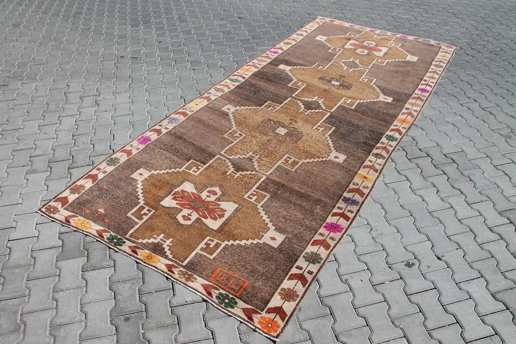 Vintage Turkish Kars Runner 384 Cm X 164 Cm Hand-Knotted Wool