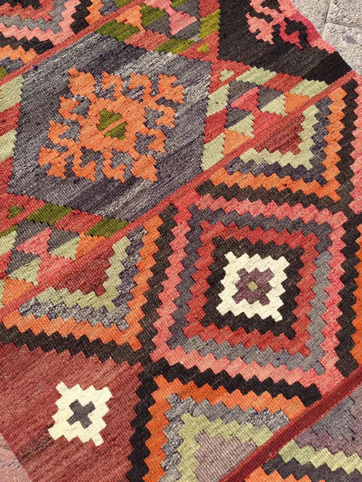 Vintage turkkilainen Kilim käytävän juoksumatto 365cm x 98cm