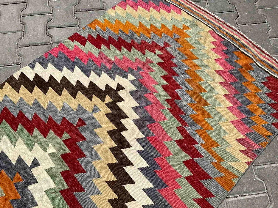 Vintage turkkilainen Kilim käytävän juoksumatto 378cm x 102cm