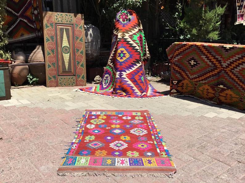 Vintage Turkish Kilim Rug 122cm x 72cm Handmade Artisan Piece