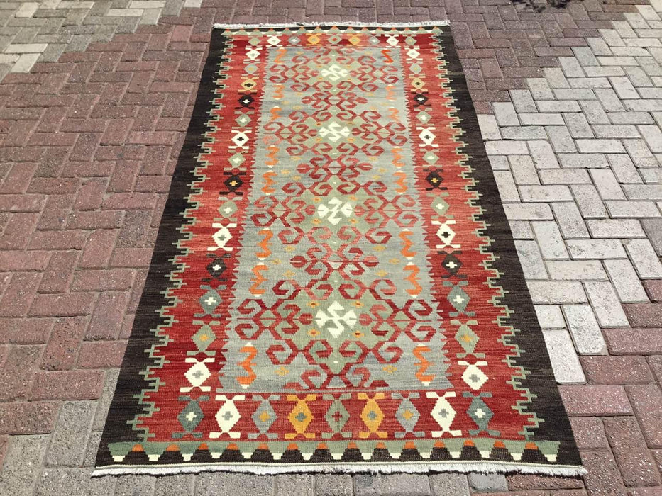 Vintage turkkilainen Kilim matto 129cm x 254cm käsinkudottu