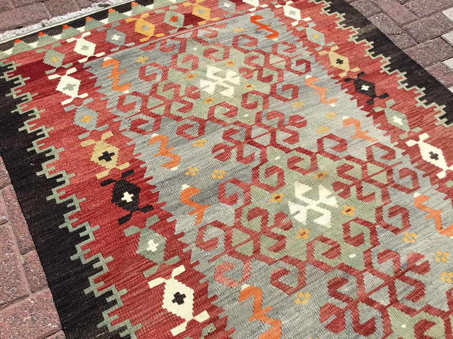 Vintage turkkilainen Kilim matto 129cm x 254cm käsinkudottu