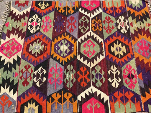 Vintage turkkilainen Kilim matto 131cm x 100cm käsinkudottua villaa