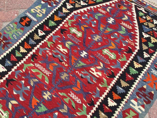 Vintage Turkish Kilim Rug 135cm x 97cm #218