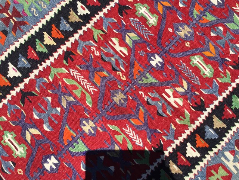 Vintage Turkish Kilim Rug 135cm x 97cm #218