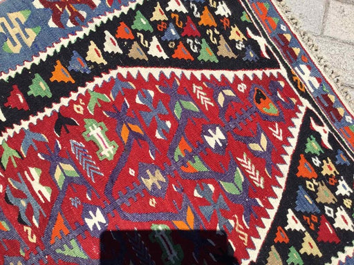 Vintage Turkish Kilim Rug 135cm x 97cm #218