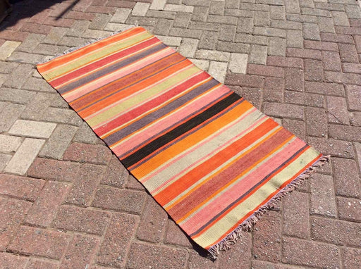 Vintage Turkish Kilim Rug 137cm x 68cm Handcrafted Decor