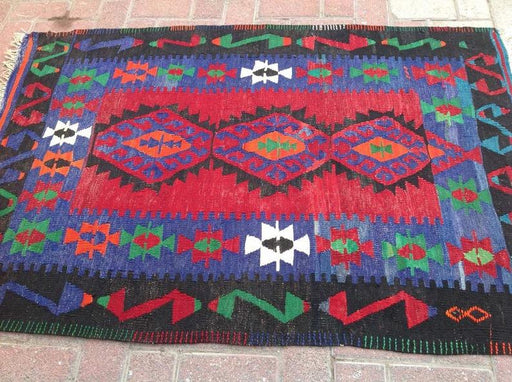 Tappeto Kilim turco vintage 141 cm x 89 cm in lana intrecciata a mano