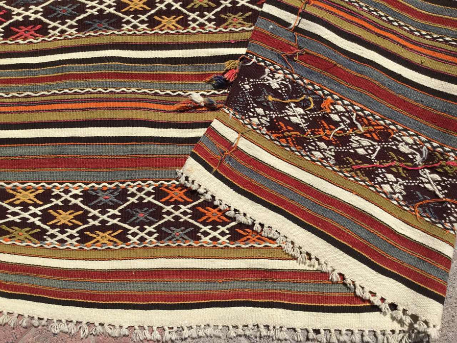 Vintage Turkish Kilim -matto 152cm x 223cm #646