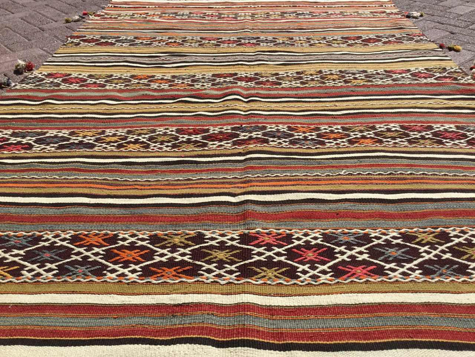 Vintage Turkish Kilim -matto 152cm x 223cm #646