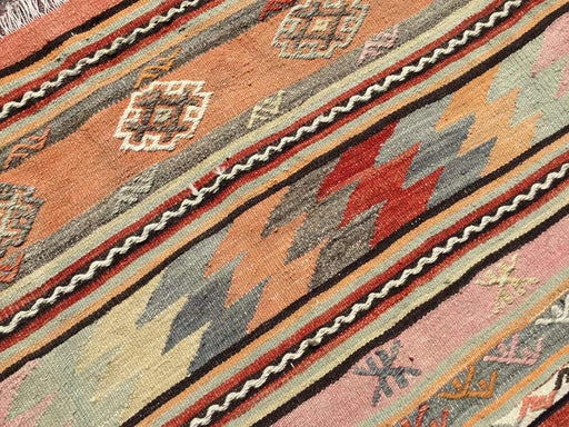 Vintage Turkish Kilim Rug 157cm x 121cm 70 Years Old